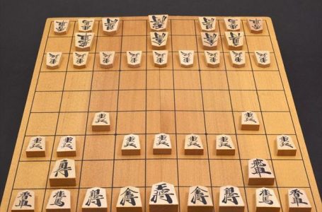 Shogi là gì? Cách chơi Shogi chuẩn của người Nhật Bản